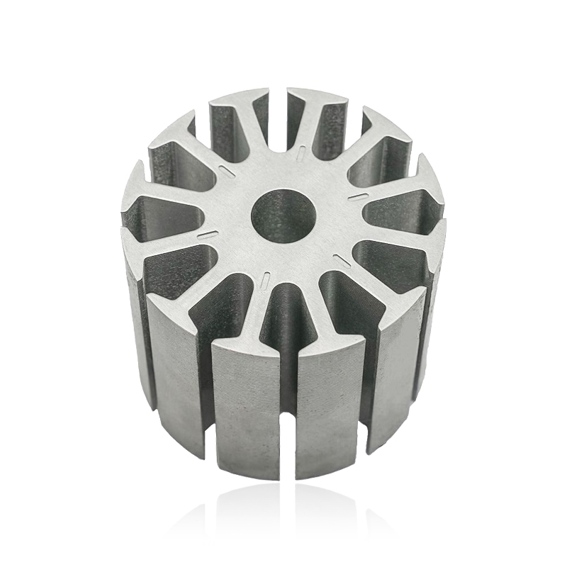 Hur bidrar vattenpumpsmotorns stator och rotorkärna till vridmomentstabilitet och mjuk startprestanda för vattenpumpsmotorn?